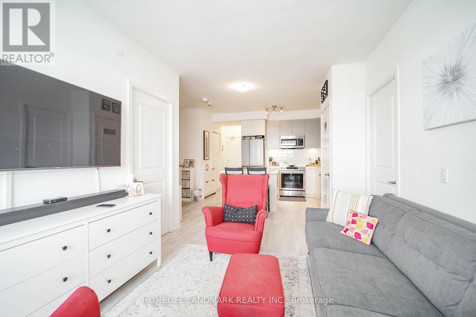 1701 - 4677 Glen Erin Drive, Mississauga, Ontario  L5M 2E3 - Photo 9 - W12773736