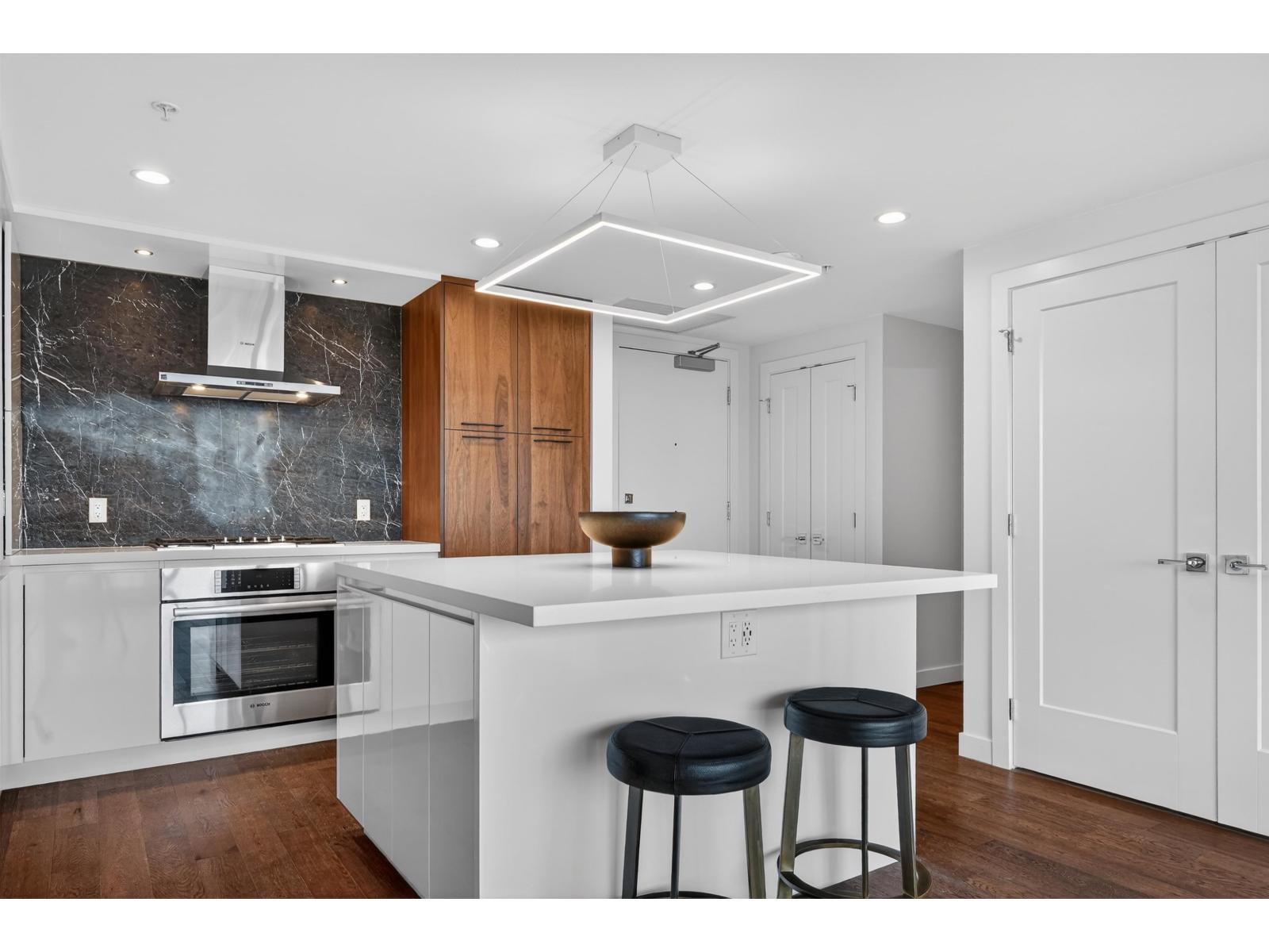 807 1526 Finlay Street, White Rock, British Columbia  V4B 4L9 - Photo 3 - R3085963