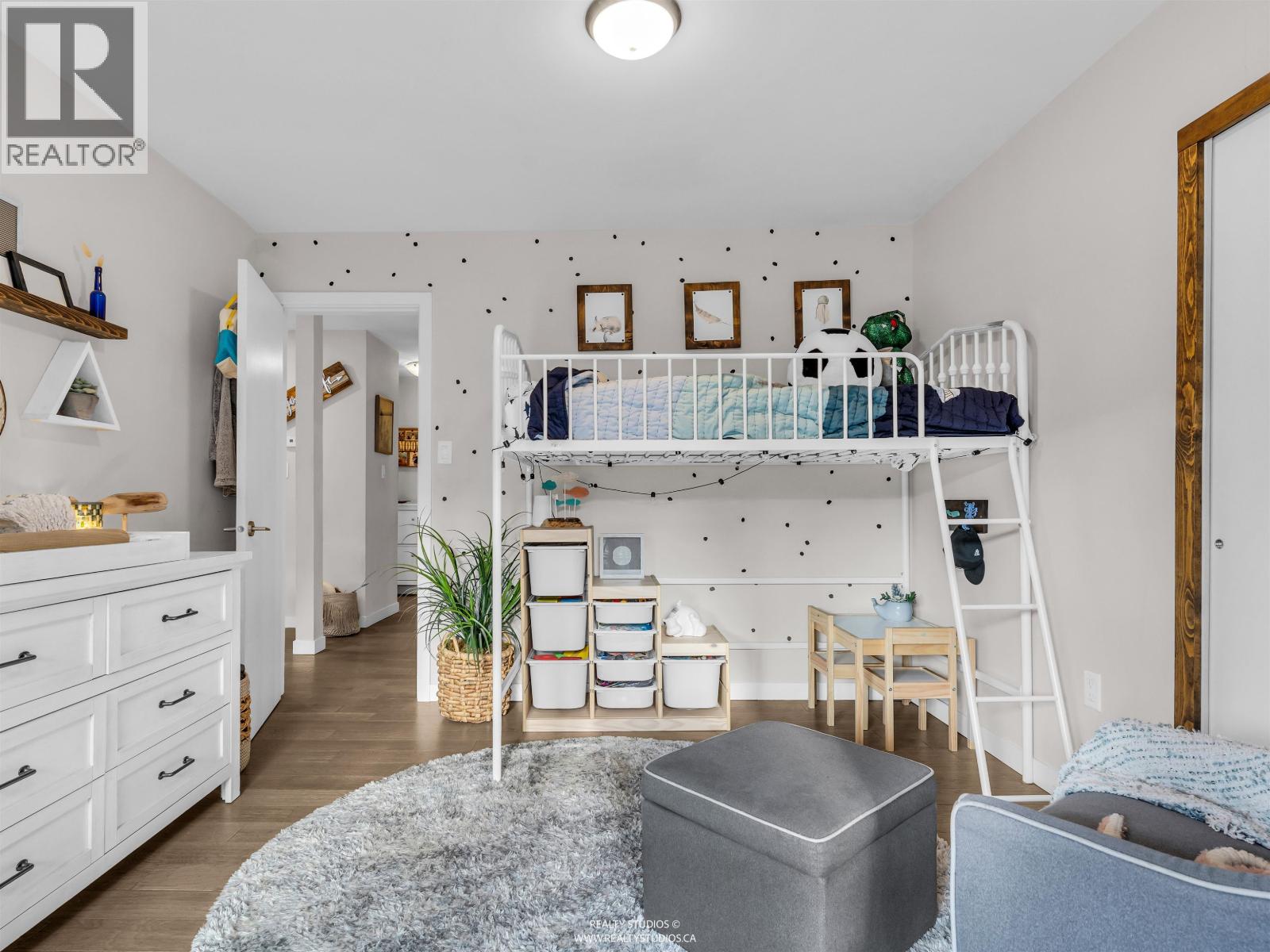 303 708 Eighth Avenue, New Westminster, British Columbia  V3M 2R3 - Photo 15 - R3088029