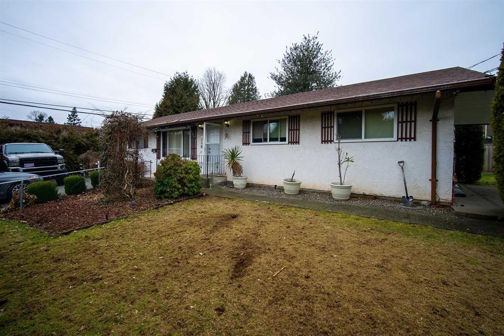 1926 Salton Road, Abbotsford, British Columbia  V2S 3W7 - Photo 3 - R3088064