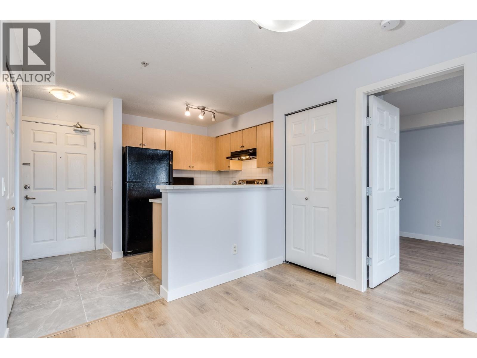 2110 244 Sherbrooke Street, New Westminster, British Columbia  V3L 0A3 - Photo 9 - R3087811