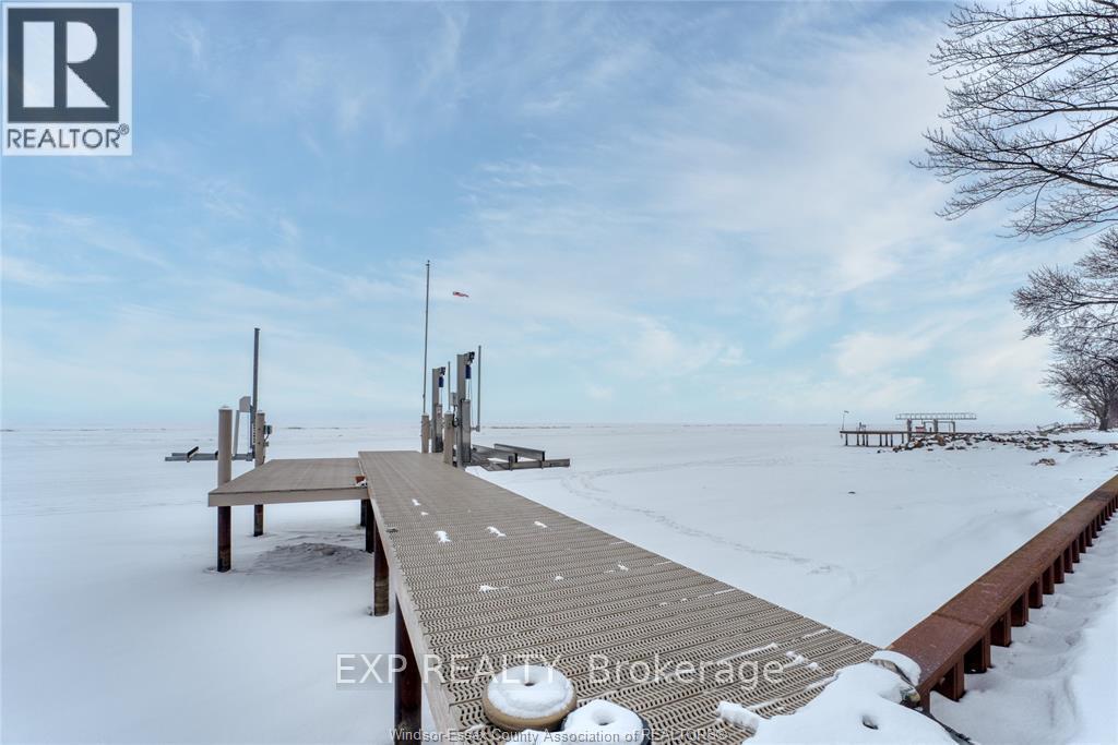 3214 St. Clair Road, Windsor, Ontario  N0R 1N0 - Photo 47 - X12773708