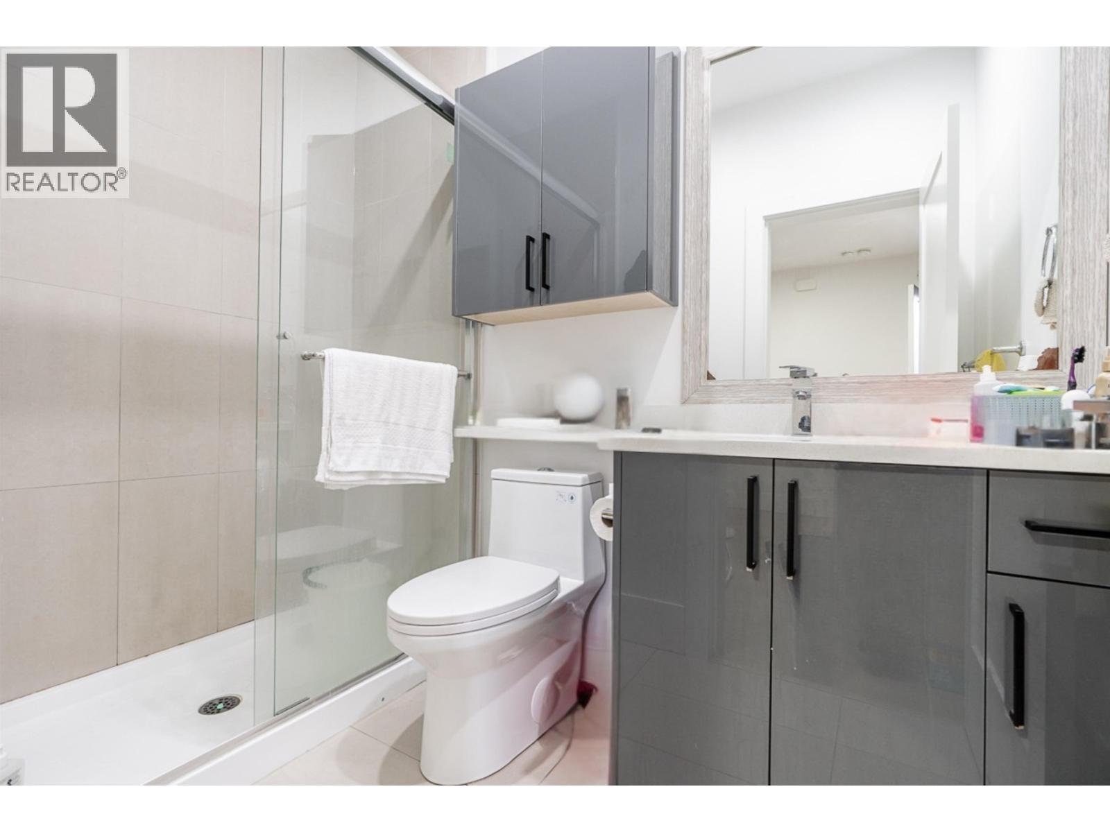 8056 12th Avenue, Burnaby, British Columbia  V3N 2L1 - Photo 35 - R3085923