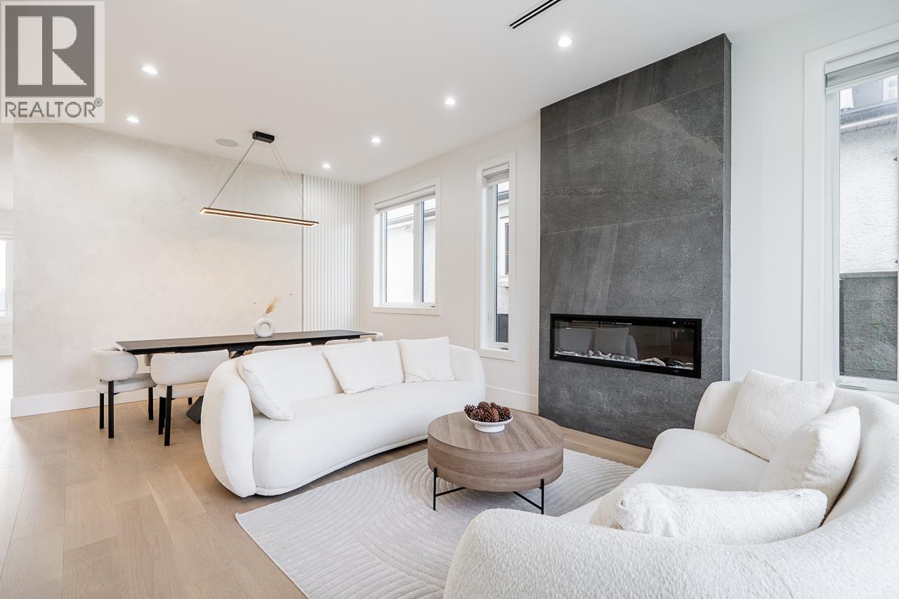 8056 12th Avenue, Burnaby, British Columbia  V3N 2L1 - Photo 5 - R3085923