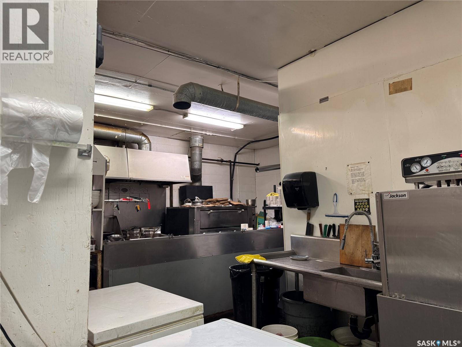 229 Centre Street, Assiniboia, Saskatchewan  S0H 0B0 - Photo 13 - SK028248