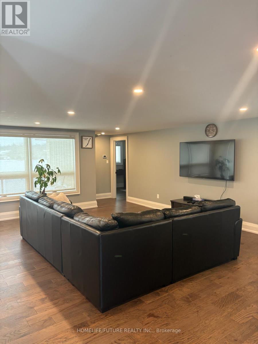 2021 Pratts Marina Road, Selwyn, Ontario  K0L 2H0 - Photo 2 - X12773280