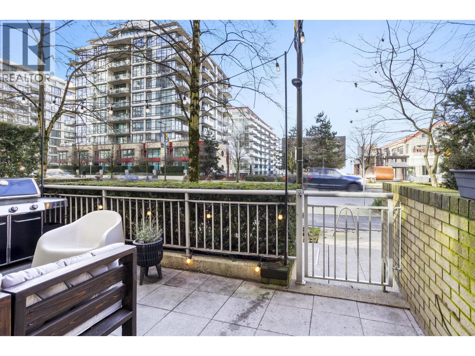 Th2 168 E Esplanade Avenue, North Vancouver, British Columbia  V7L 4X8 - Photo 19 - R3088123