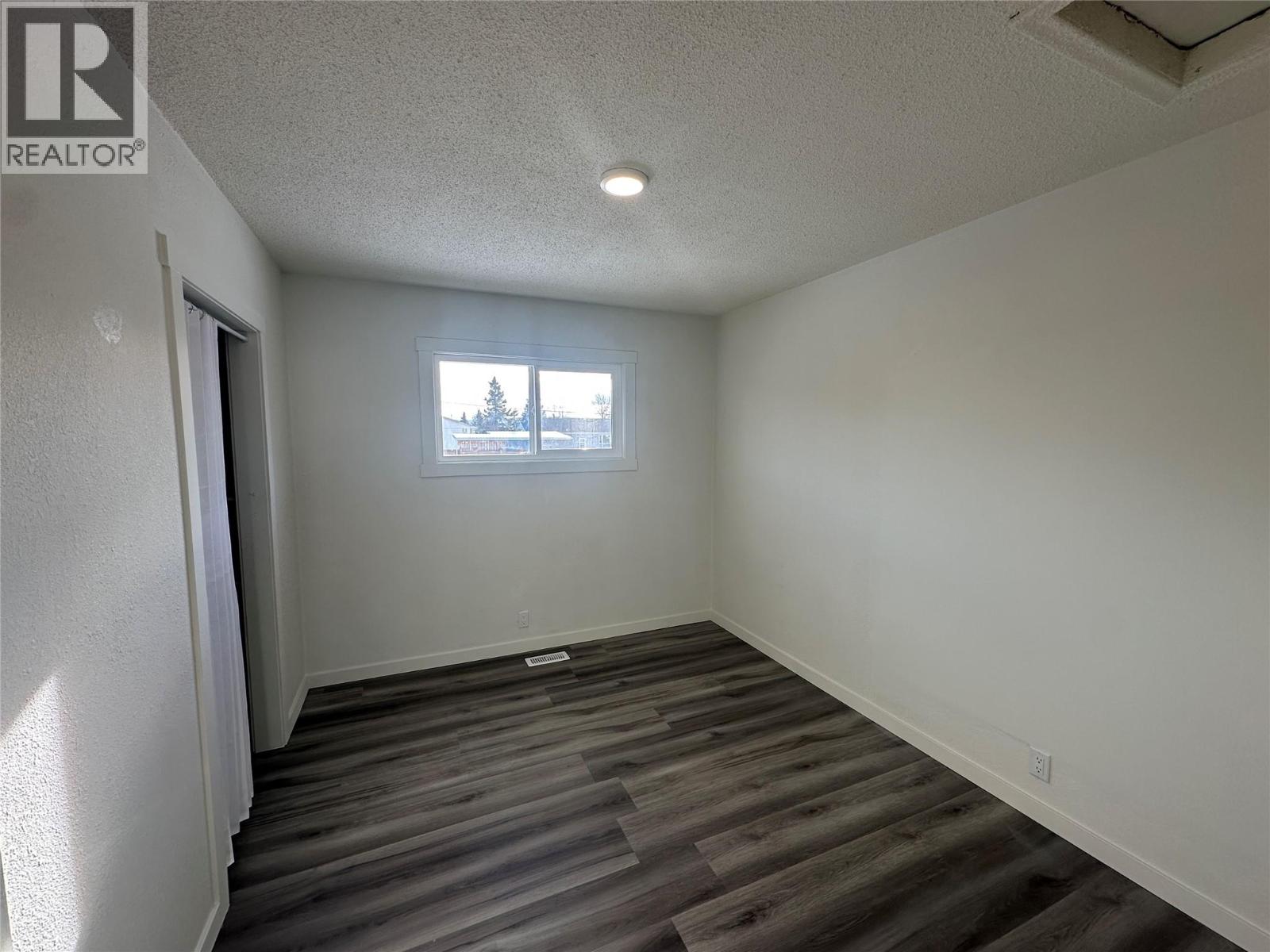 921 91a Avenue, Dawson Creek, British Columbia  v1G 1B4 - Photo 10 - 10375468