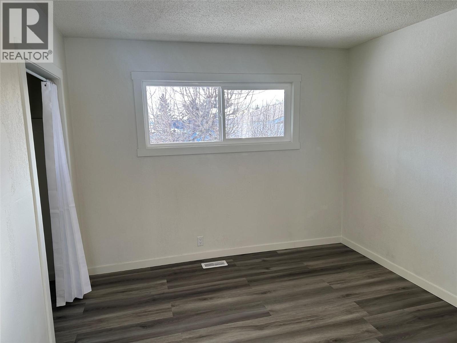 921 91a Avenue, Dawson Creek, British Columbia  v1G 1B4 - Photo 9 - 10375468