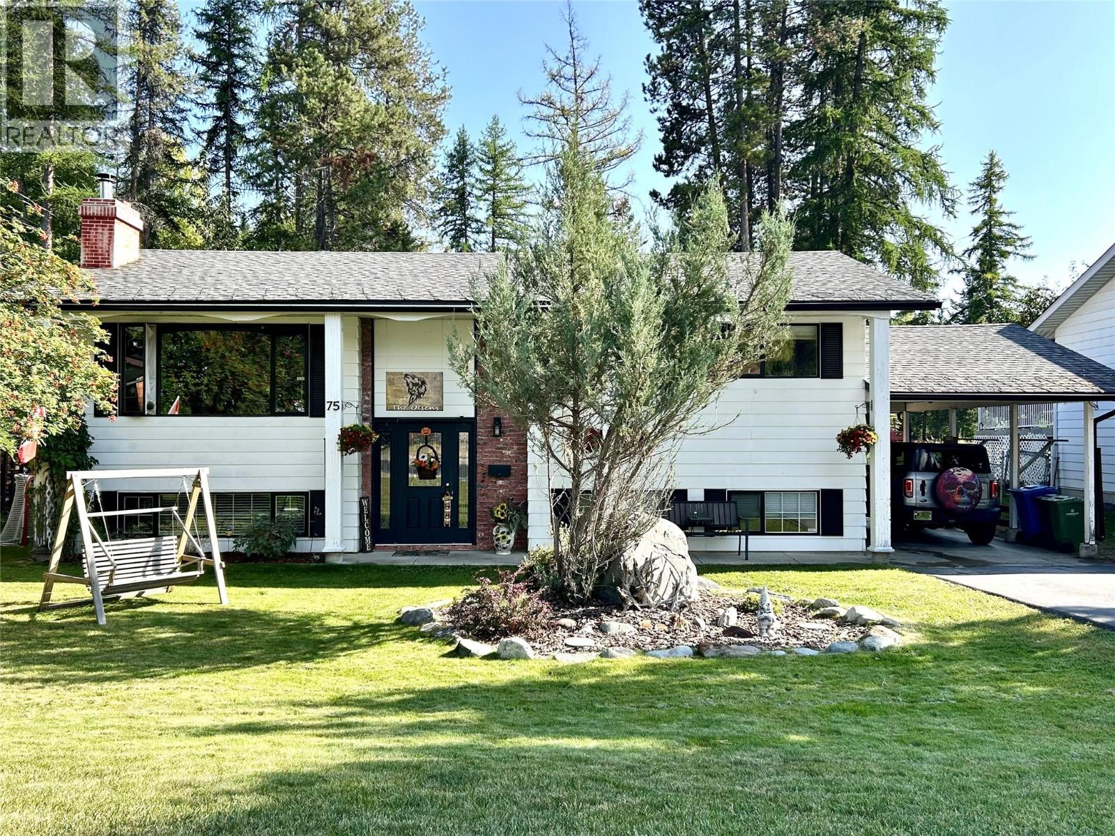 75 103rd Avenue, Kimberley, British Columbia  V1A 3A6 - Photo 1 - 10375356