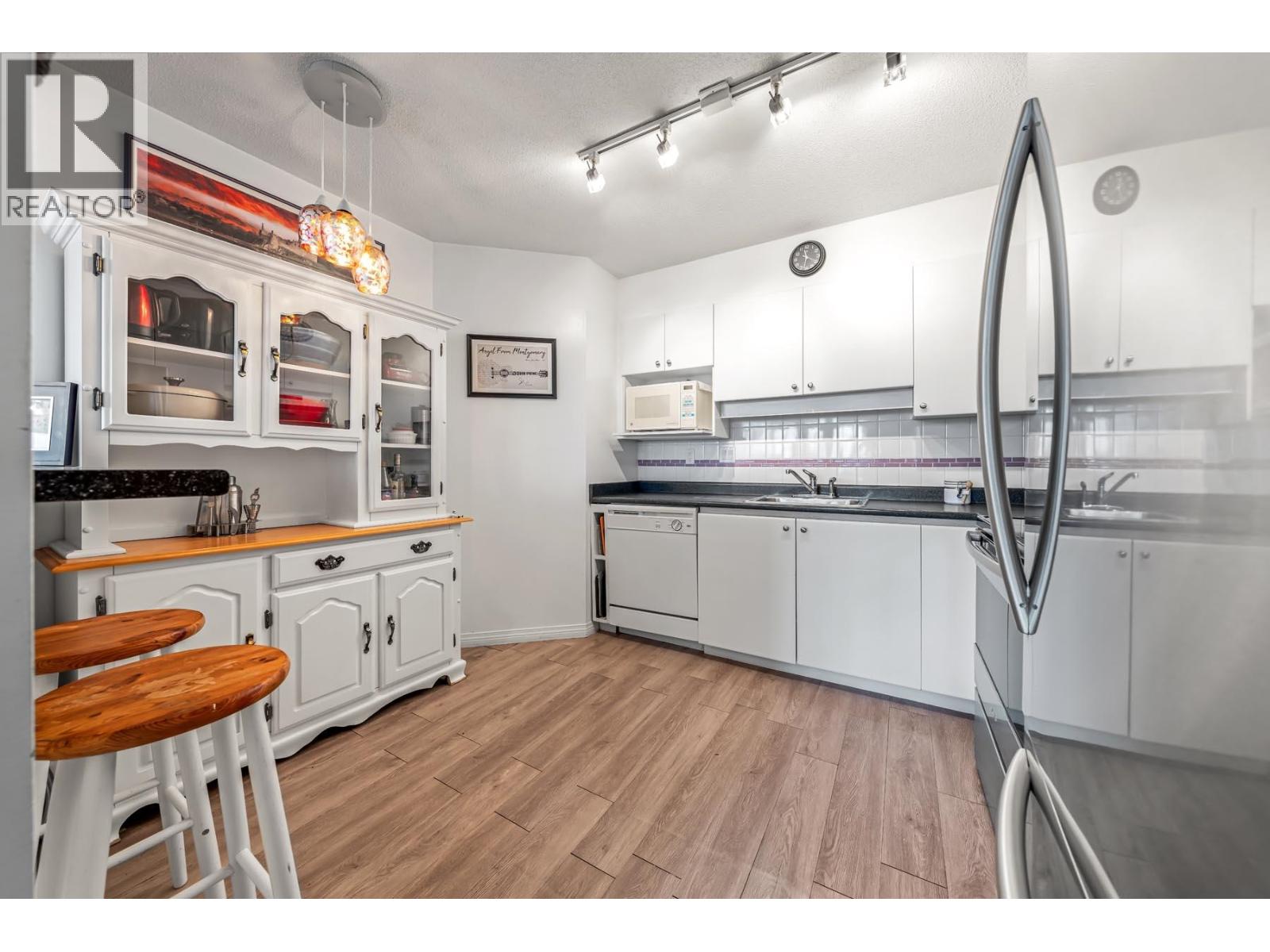 502 1235 Quayside Drive, New Westminster, British Columbia  V3M 6J5 - Photo 9 - R3088216