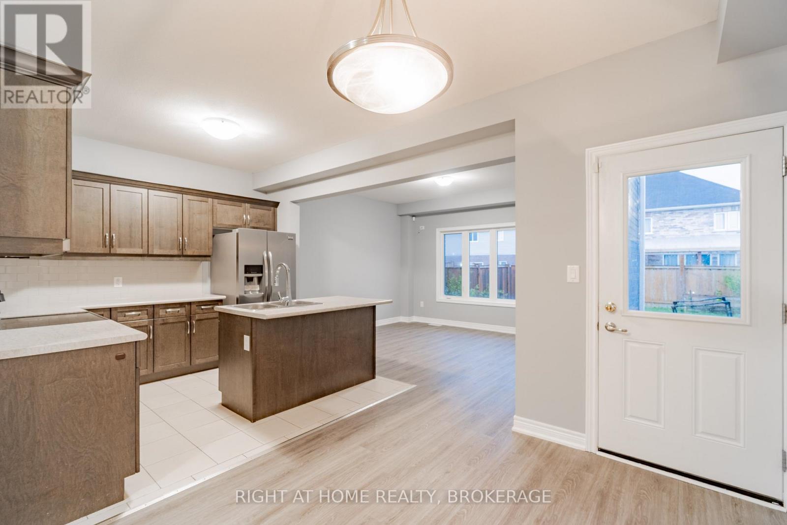 9513 Tallgrass Avenue, Niagara Falls (Lyons Creek), Ontario  L2G 0Y2 - Photo 13 - X12773760