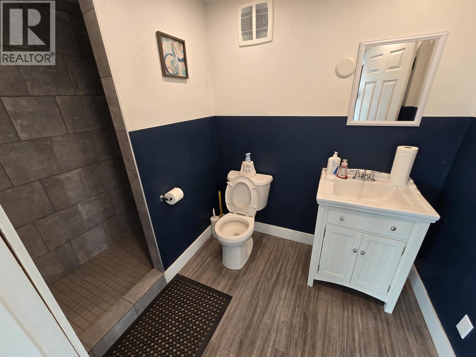 1394 N 97 Highway, Quesnel, British Columbia  V2J 2Y6 - Photo 3 - C8076038