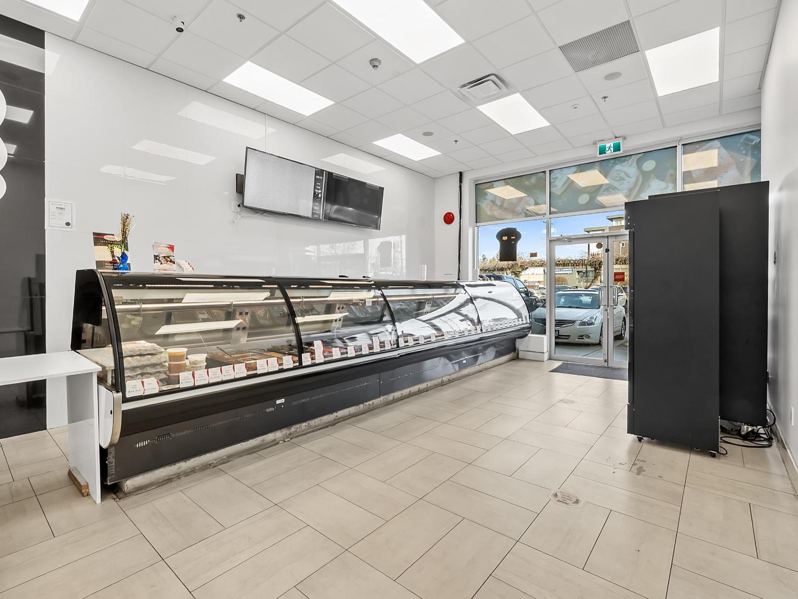 113 2777 Gladwin Road, Abbotsford, British Columbia  V2T 3S3 - Photo 4 - C8076028