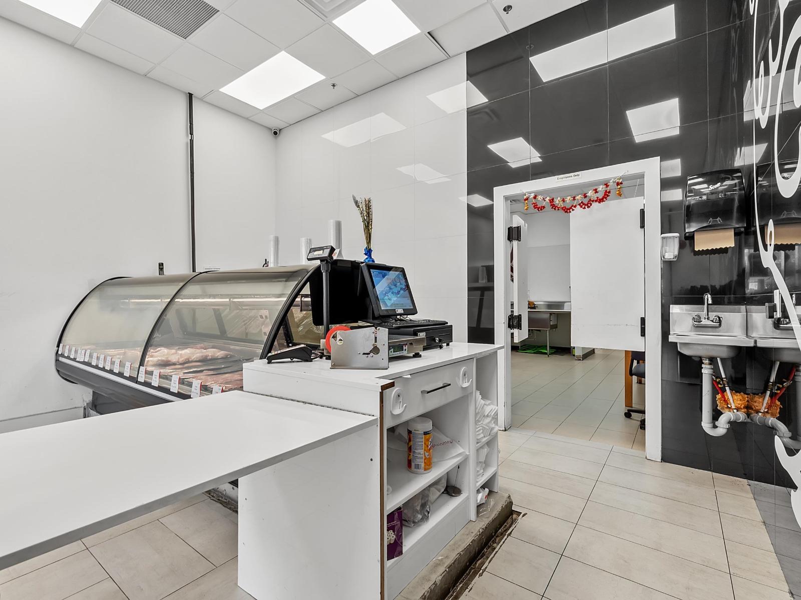 113 2777 Gladwin Road, Abbotsford, British Columbia  V2T 3S3 - Photo 9 - C8076028