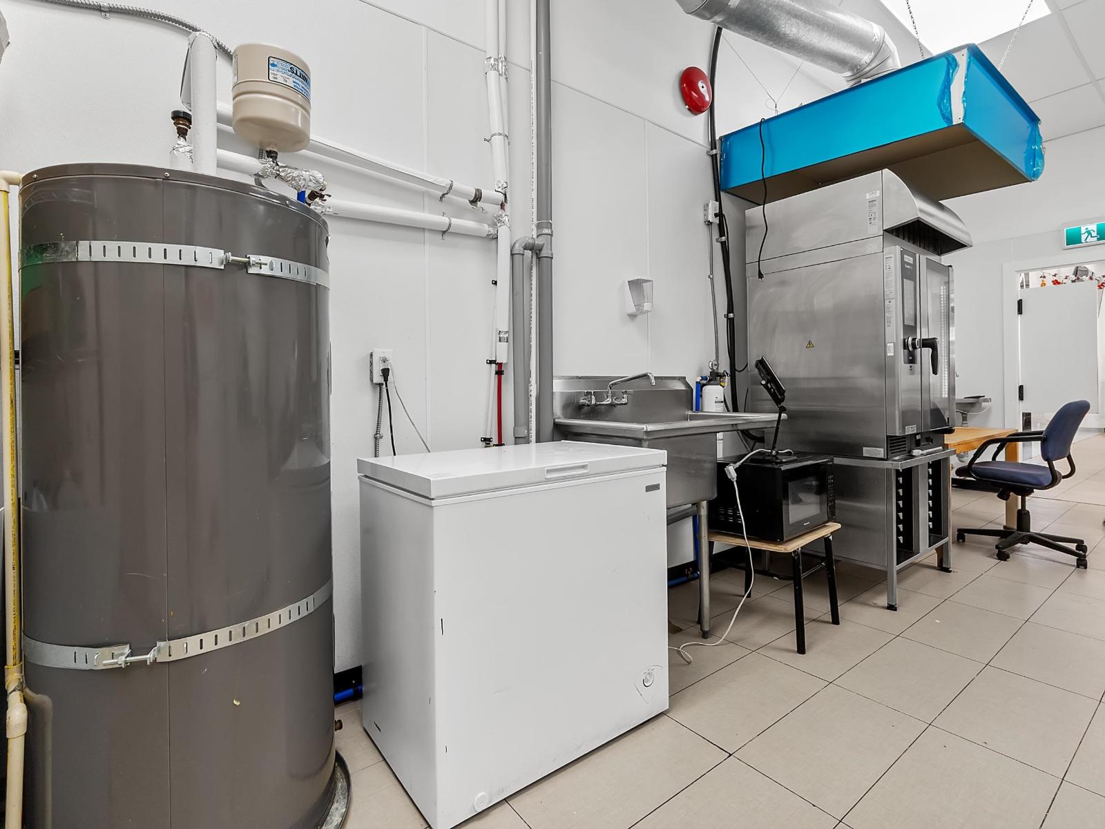 113 2777 Gladwin Road, Abbotsford, British Columbia  V2T 3S3 - Photo 28 - C8076028