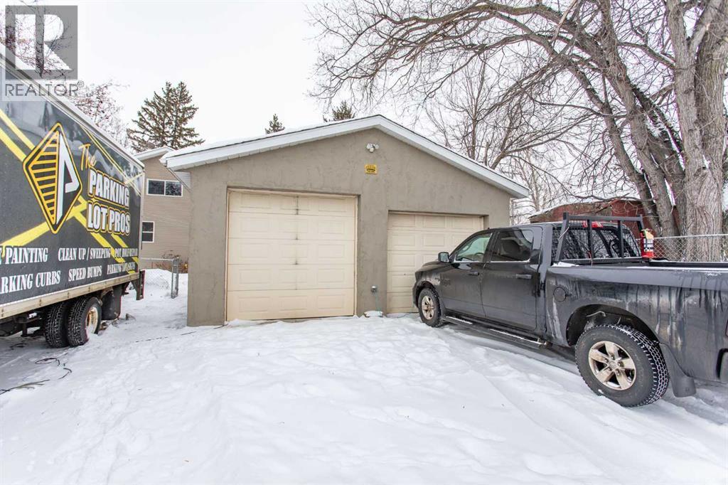 5804 44 Avenue, Red Deer, Alberta  T4N 3J5 - Photo 37 - A2276335