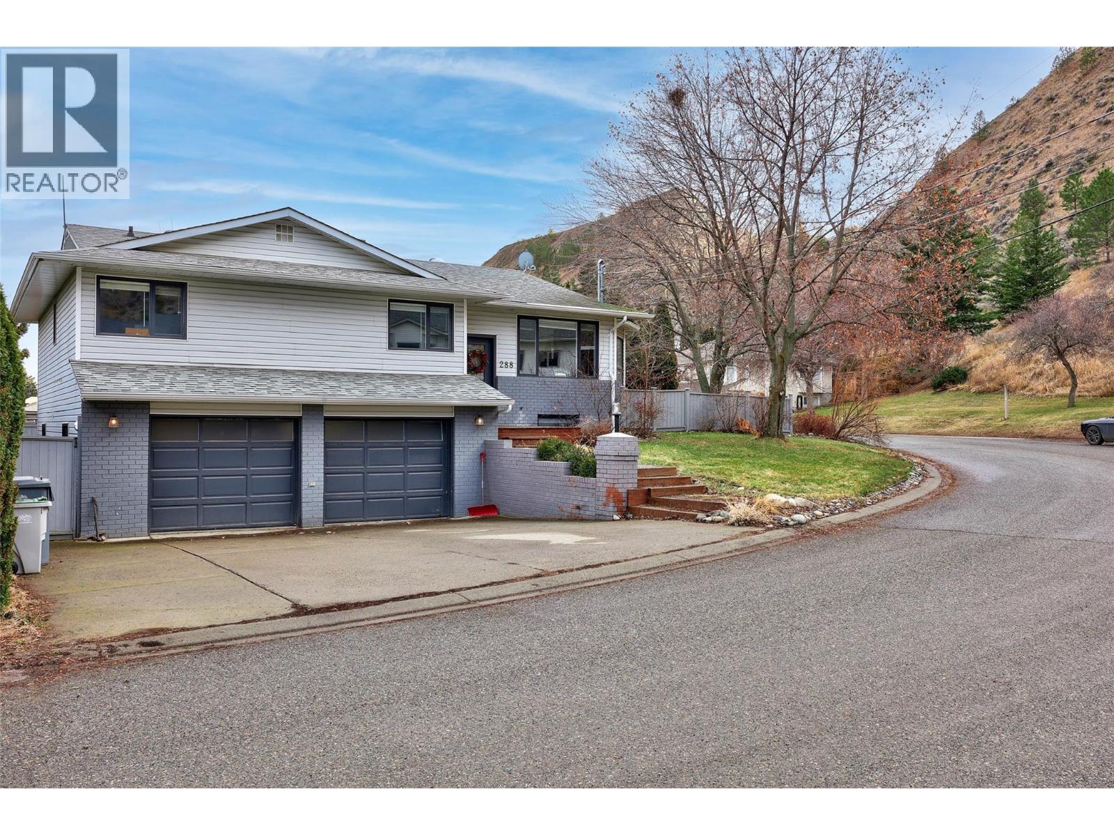 288 Valleyview Place, Kamloops, British Columbia  V2C 6M4 - Photo 2 - 10375467