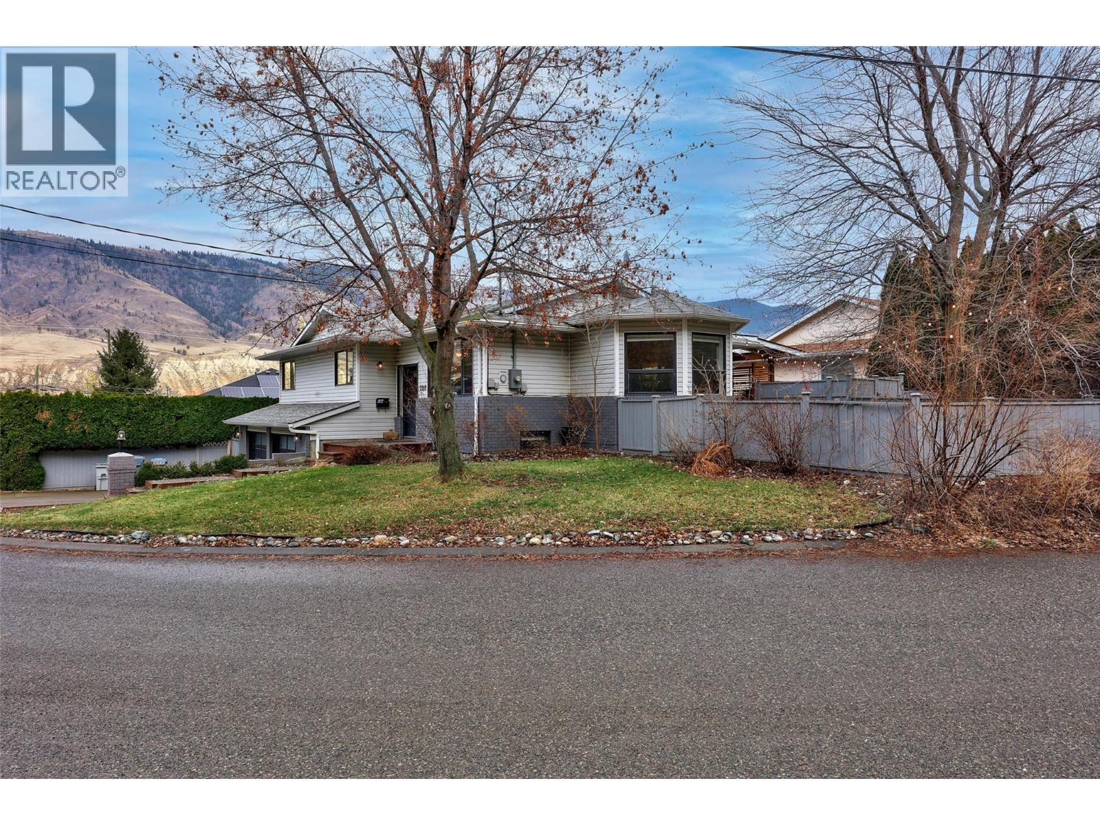 288 Valleyview Place, Kamloops, British Columbia  V2C 6M4 - Photo 3 - 10375467