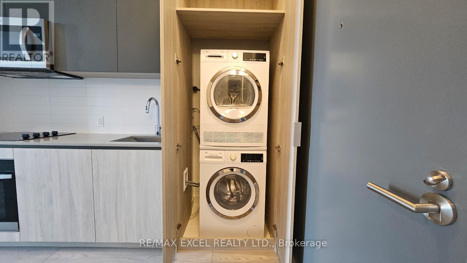 211 - 5858 Yonge Street, Toronto (Newtonbrook West), Ontario  M2M 3T3 - Photo 10 - C12773750