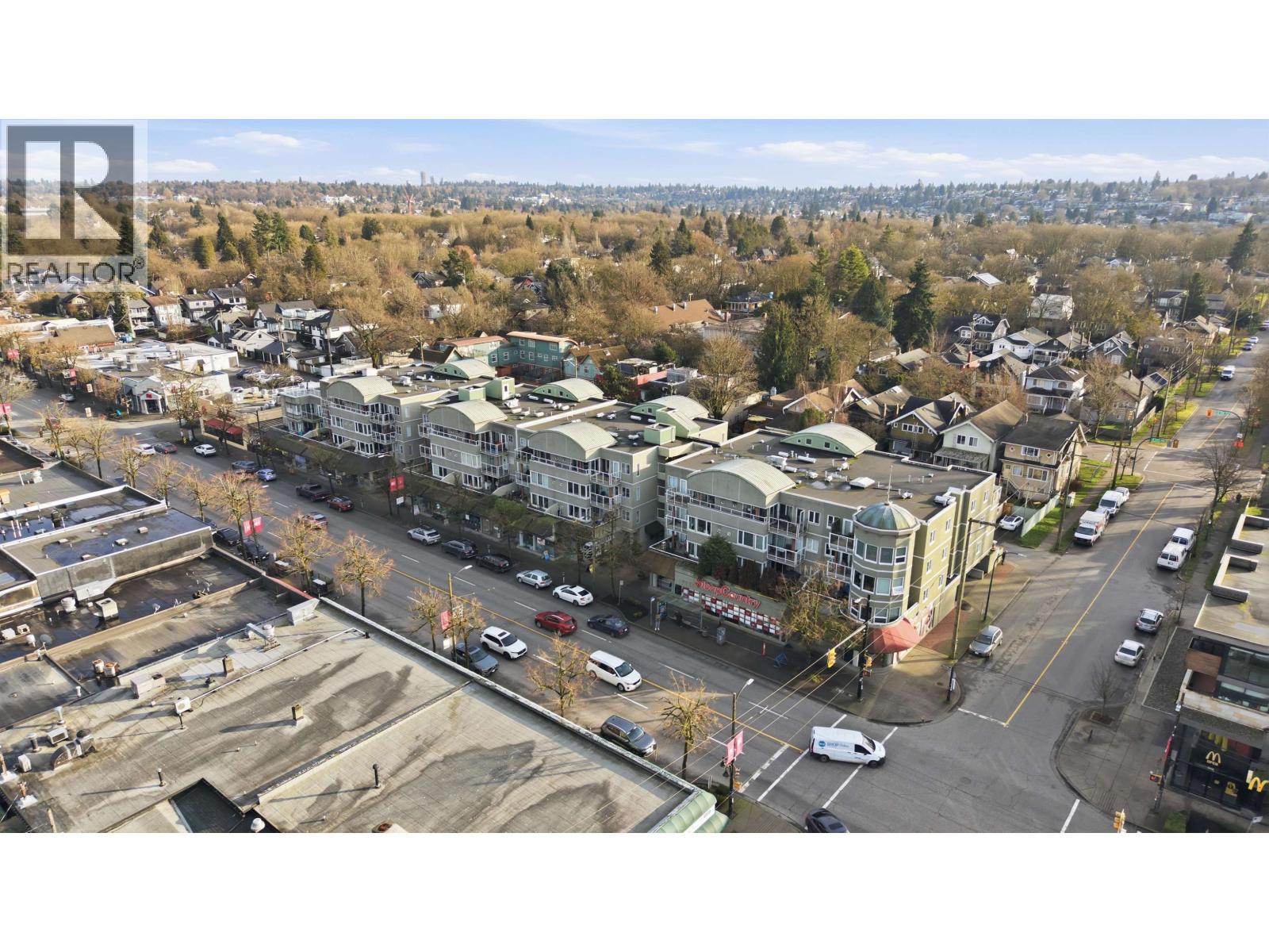 216 3250 W Broadway, Vancouver, British Columbia  V6K 2H4 - Photo 8 - R3088054