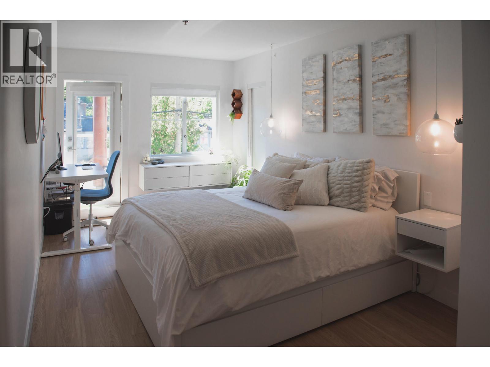 216 3250 W Broadway, Vancouver, British Columbia  V6K 2H4 - Photo 16 - R3088054