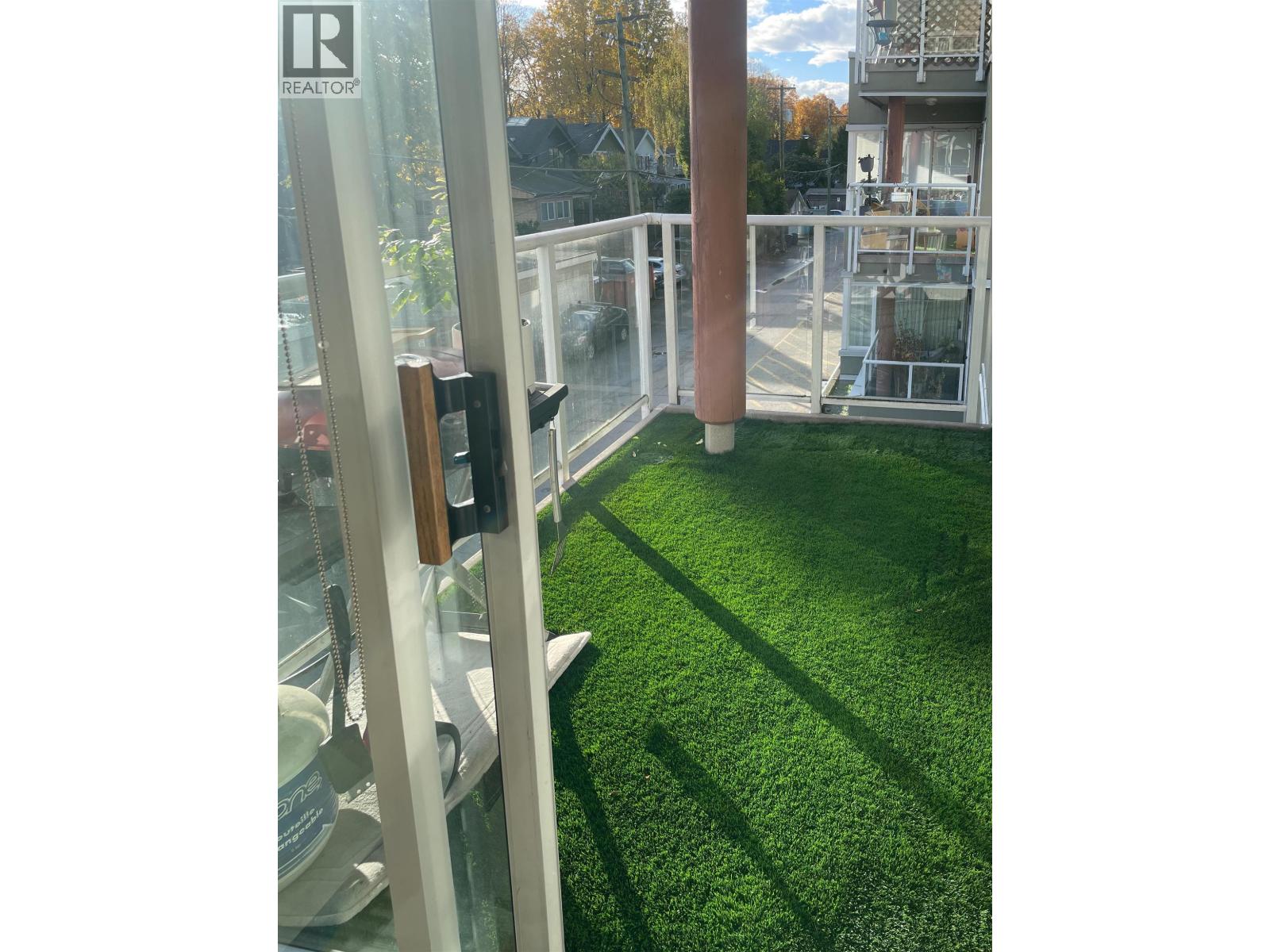 216 3250 W Broadway, Vancouver, British Columbia  V6K 2H4 - Photo 21 - R3088054