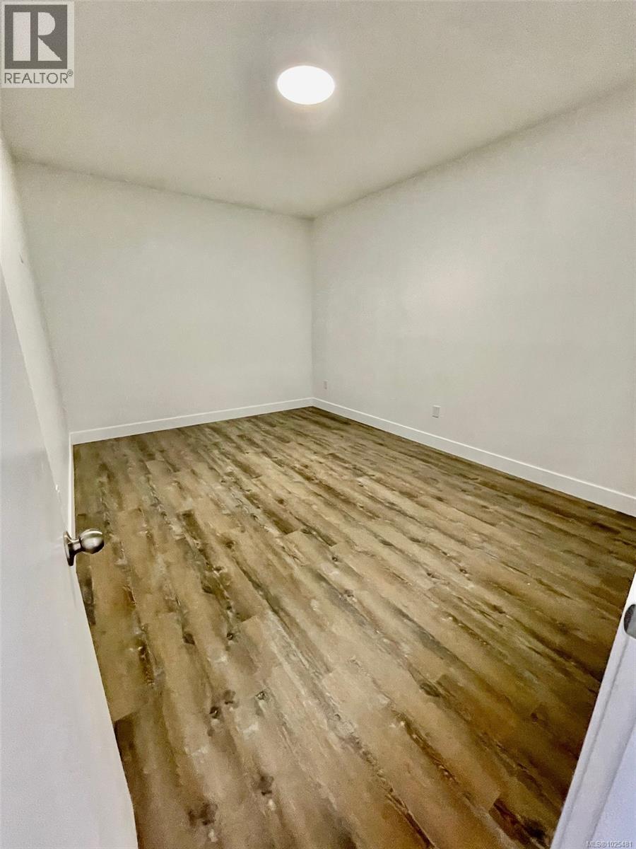 4 416 Garbally Rd, Victoria, British Columbia  V8T 2K1 - Photo 8 - 1025481