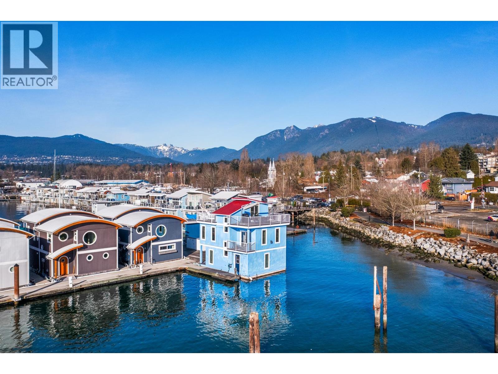 Jnw12 415 Esplanade W, North Vancouver, British Columbia  V7M 1A7 - Photo 2 - R3087799