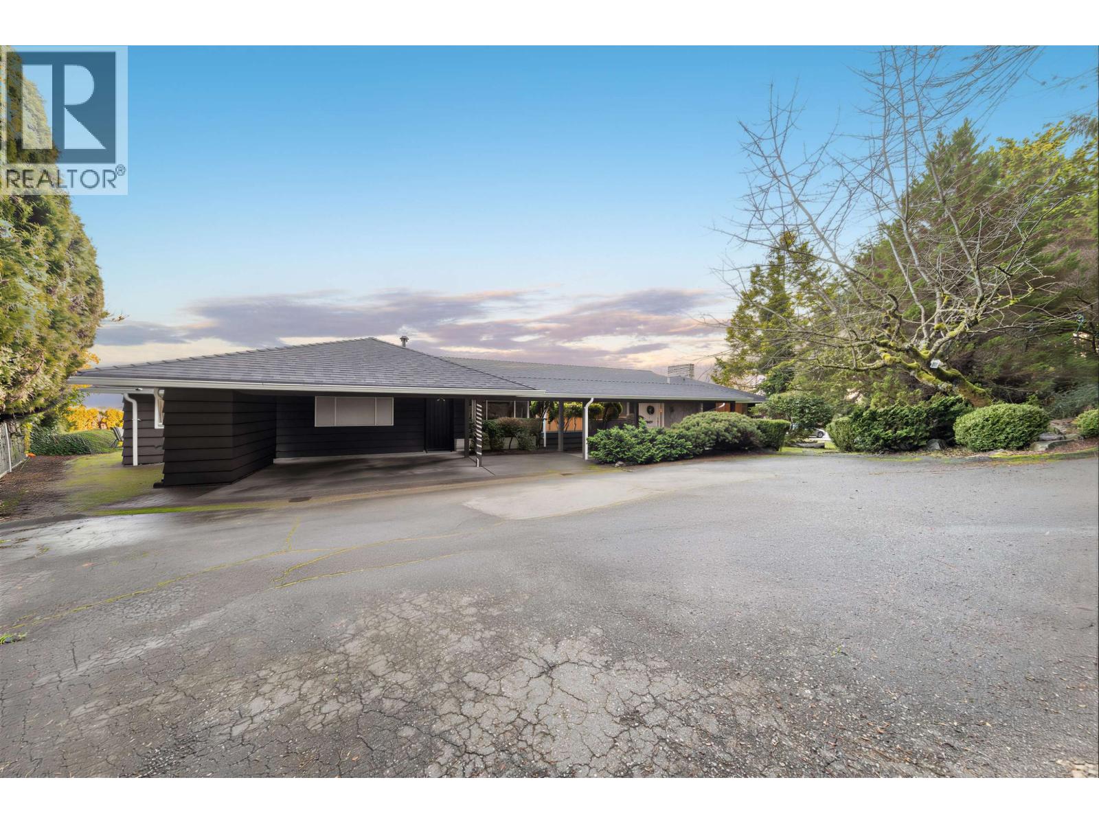 875 EYREMOUNT DRIVE, West Vancouver, British Columbia