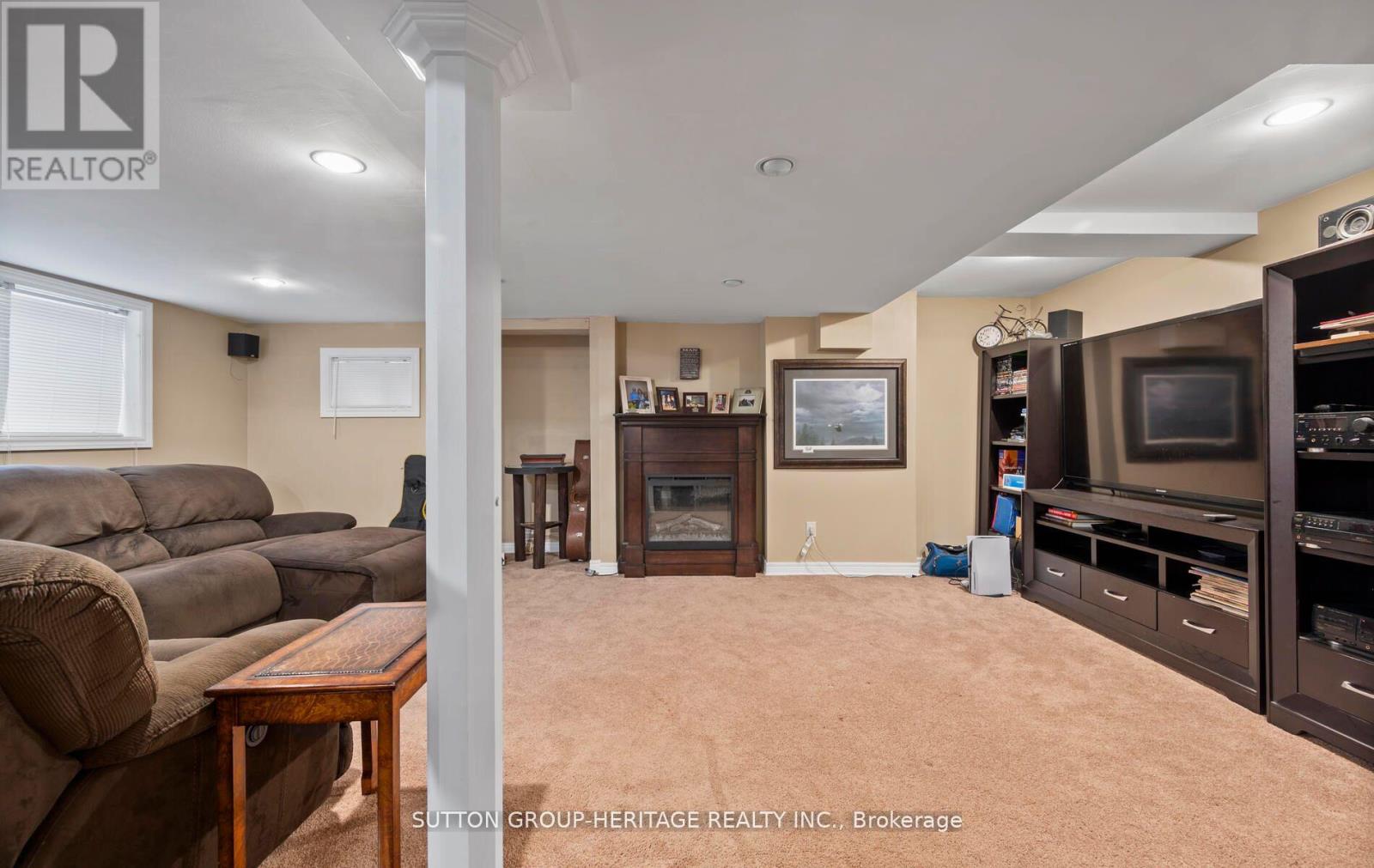 2330 Southcott Road, Pickering, Ontario  L1X 2S9 - Photo 21 - E12773762