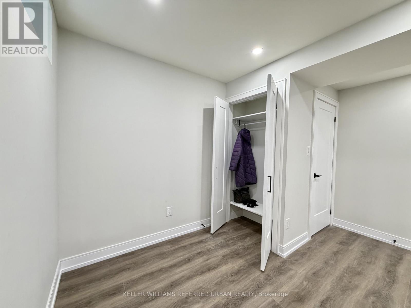 Lower - 63 Wallington Avenue, Toronto, Ontario  M4C 2N2 - Photo 4 - E12773800