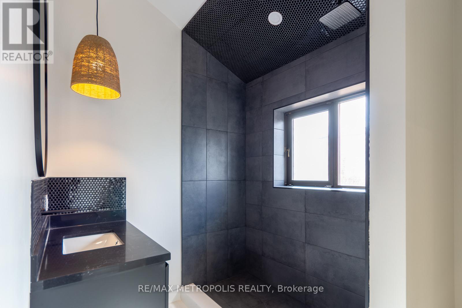 Main - 640 Lansdowne Drive, Oshawa, Ontario  L1G 1W4 - Photo 7 - E12773802