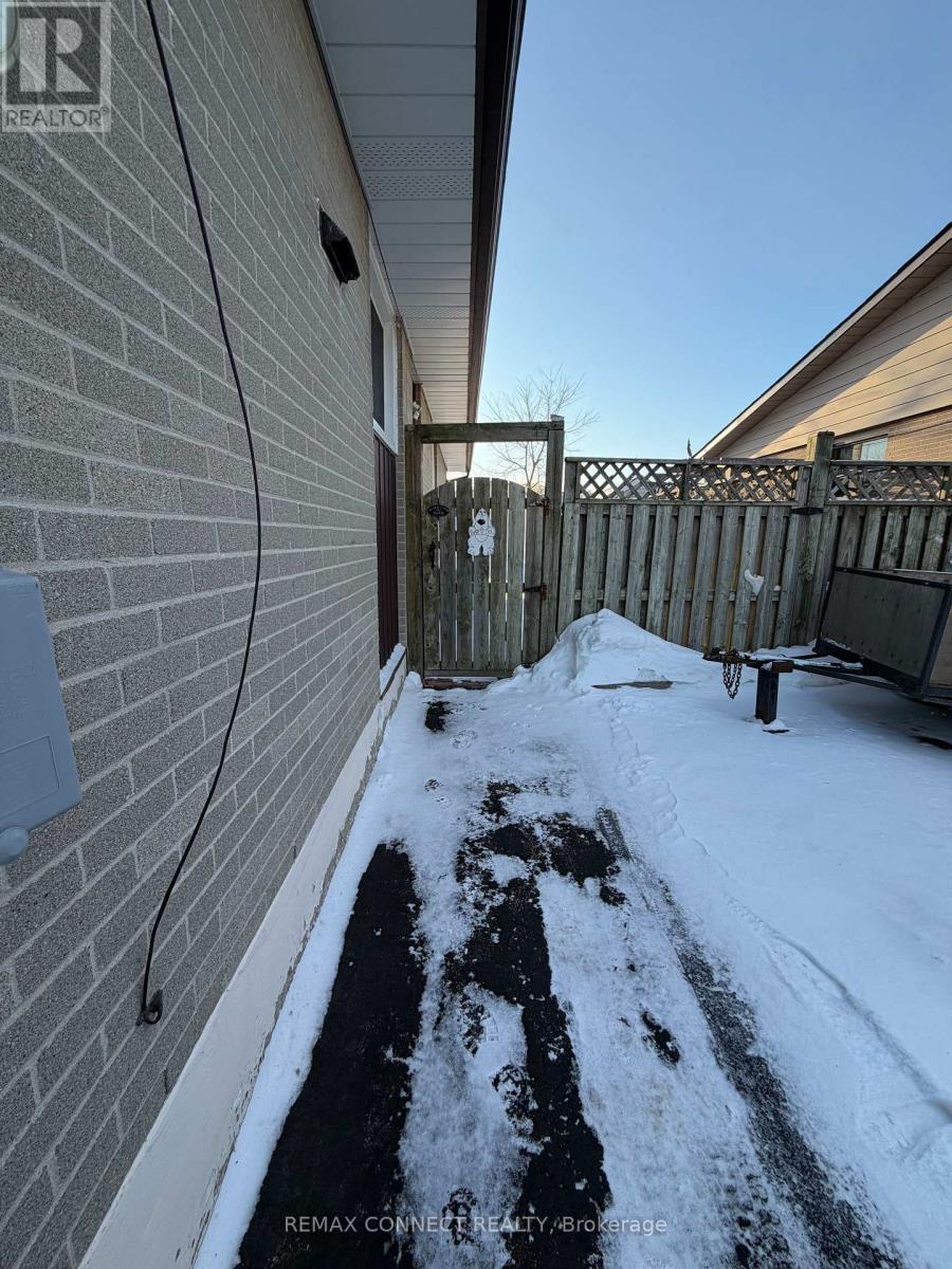 776 Hillcrest Road, Pickering, Ontario  L1W 2P4 - Photo 25 - E12773818