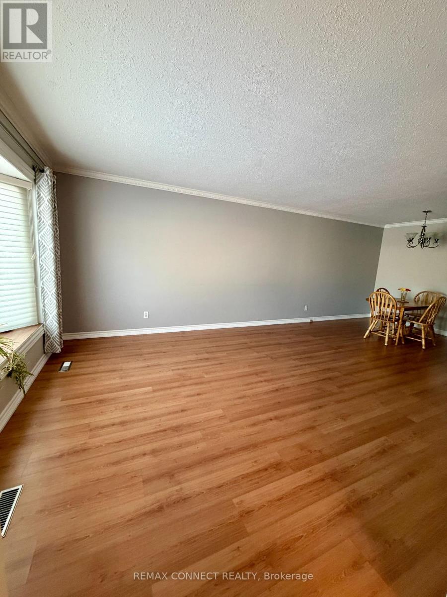 776 Hillcrest Road, Pickering, Ontario  L1W 2P4 - Photo 3 - E12773818