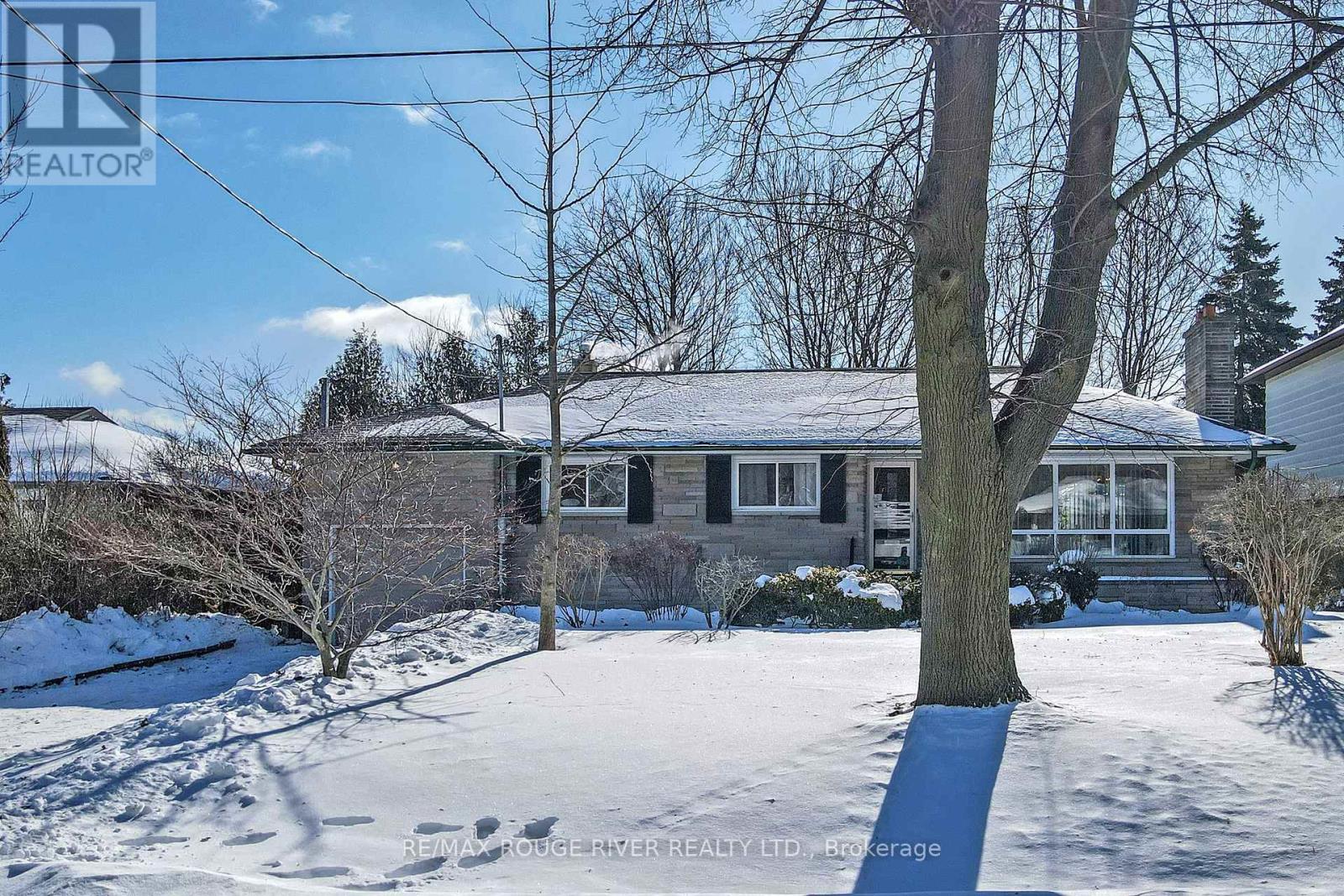 308 JAYBELL GROVE, Toronto, Ontario