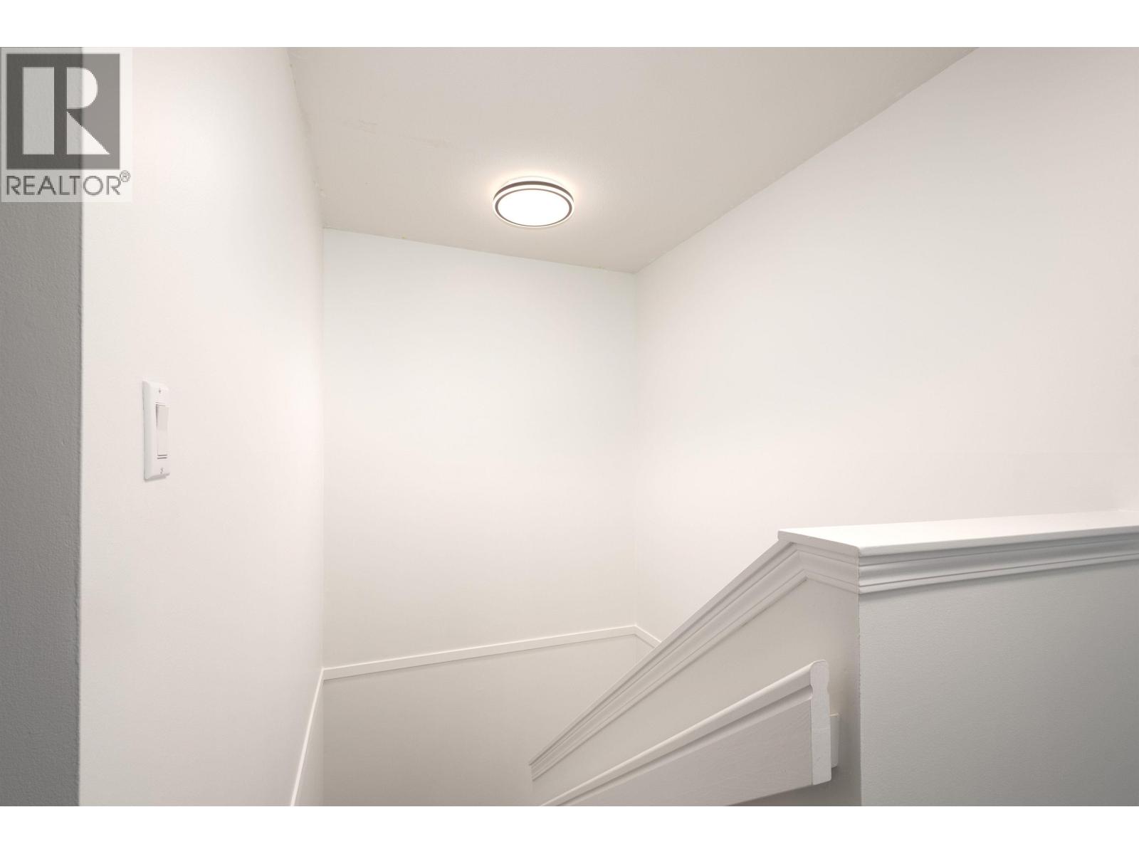 10 815 Tobruck Avenue, North Vancouver, British Columbia  V7P 1V9 - Photo 24 - R3088198