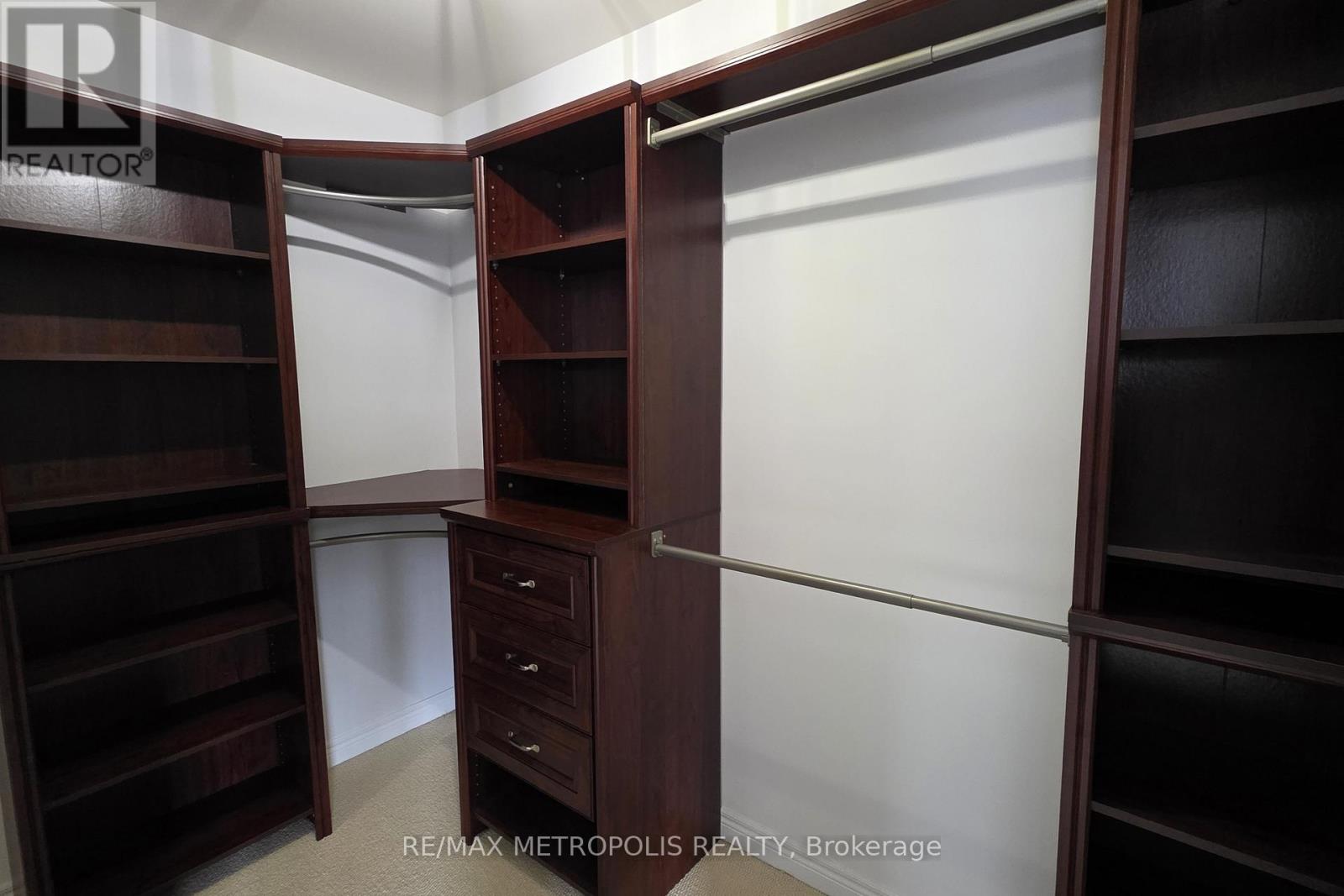 9 Samba Street, Richmond Hill, Ontario  L4E 0Z8 - Photo 14 - N12773744