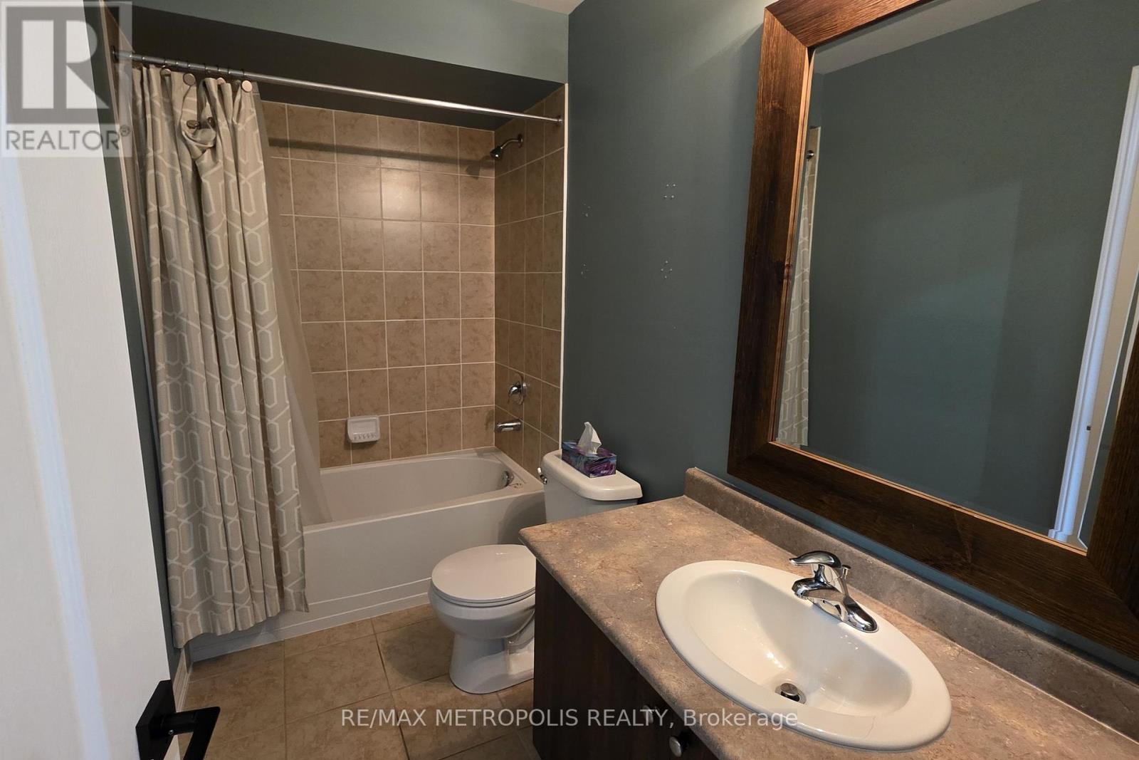 9 Samba Street, Richmond Hill, Ontario  L4E 0Z8 - Photo 18 - N12773744