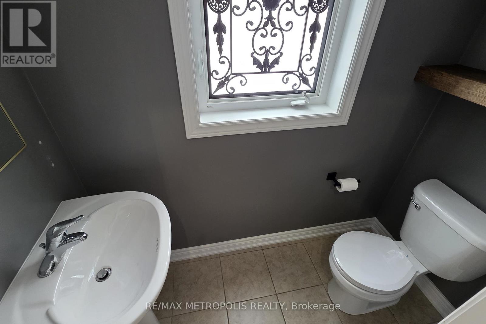 9 Samba Street, Richmond Hill, Ontario  L4E 0Z8 - Photo 26 - N12773744