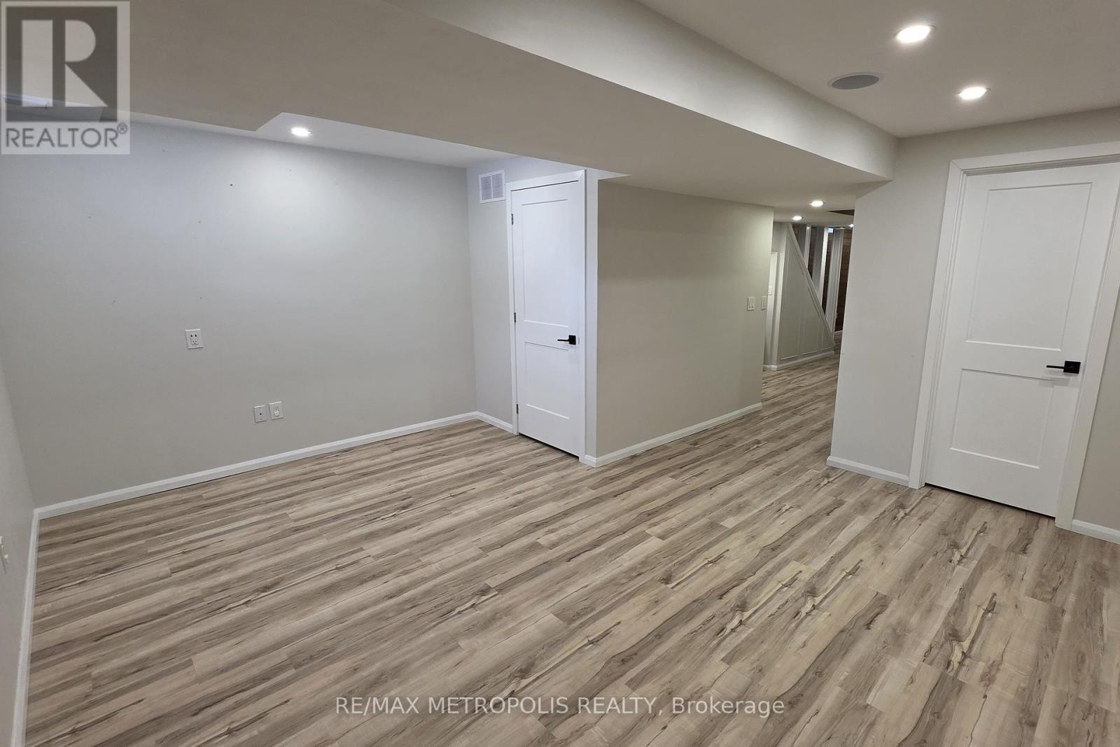 9 Samba Street, Richmond Hill, Ontario  L4E 0Z8 - Photo 30 - N12773744