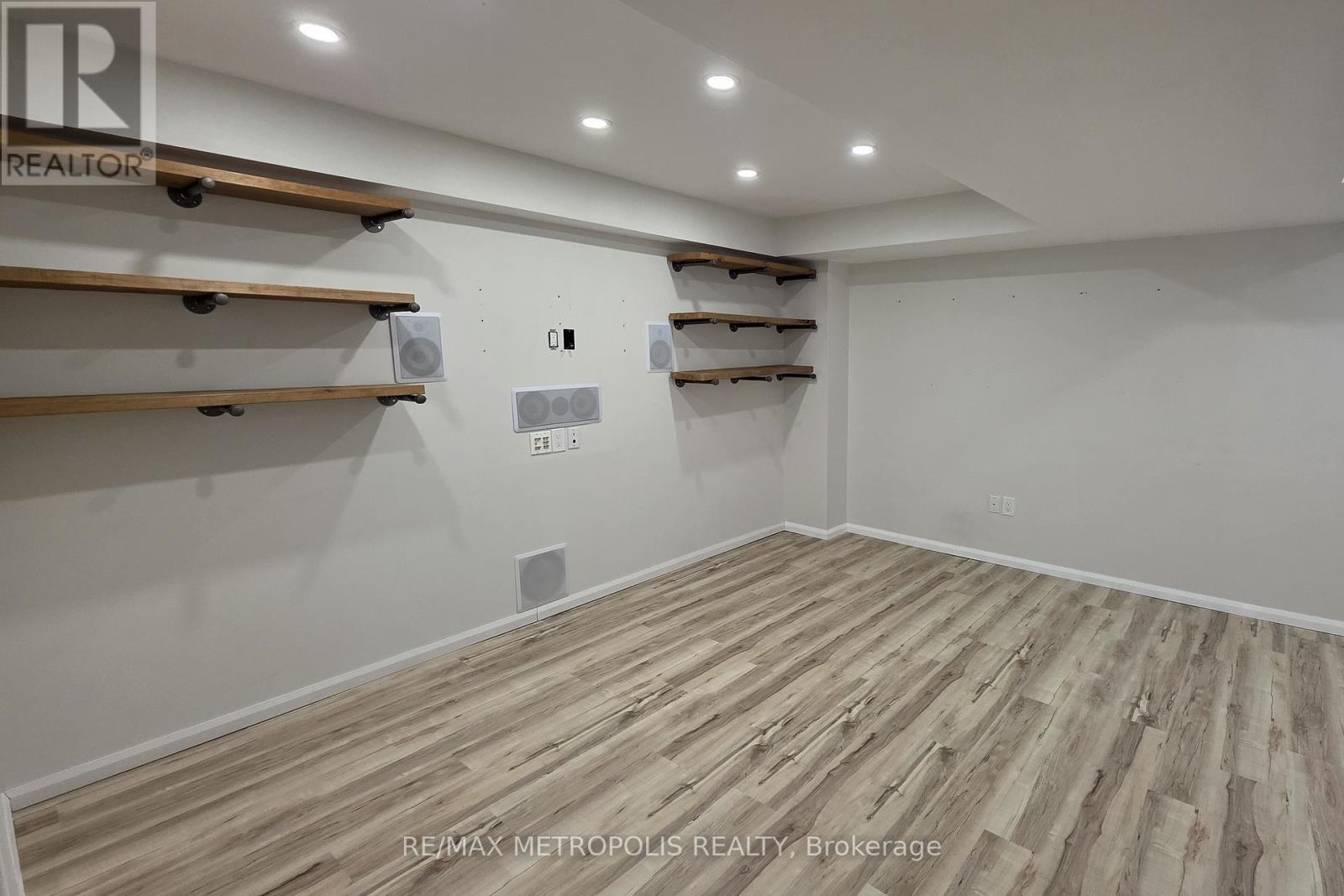 9 Samba Street, Richmond Hill, Ontario  L4E 0Z8 - Photo 31 - N12773744