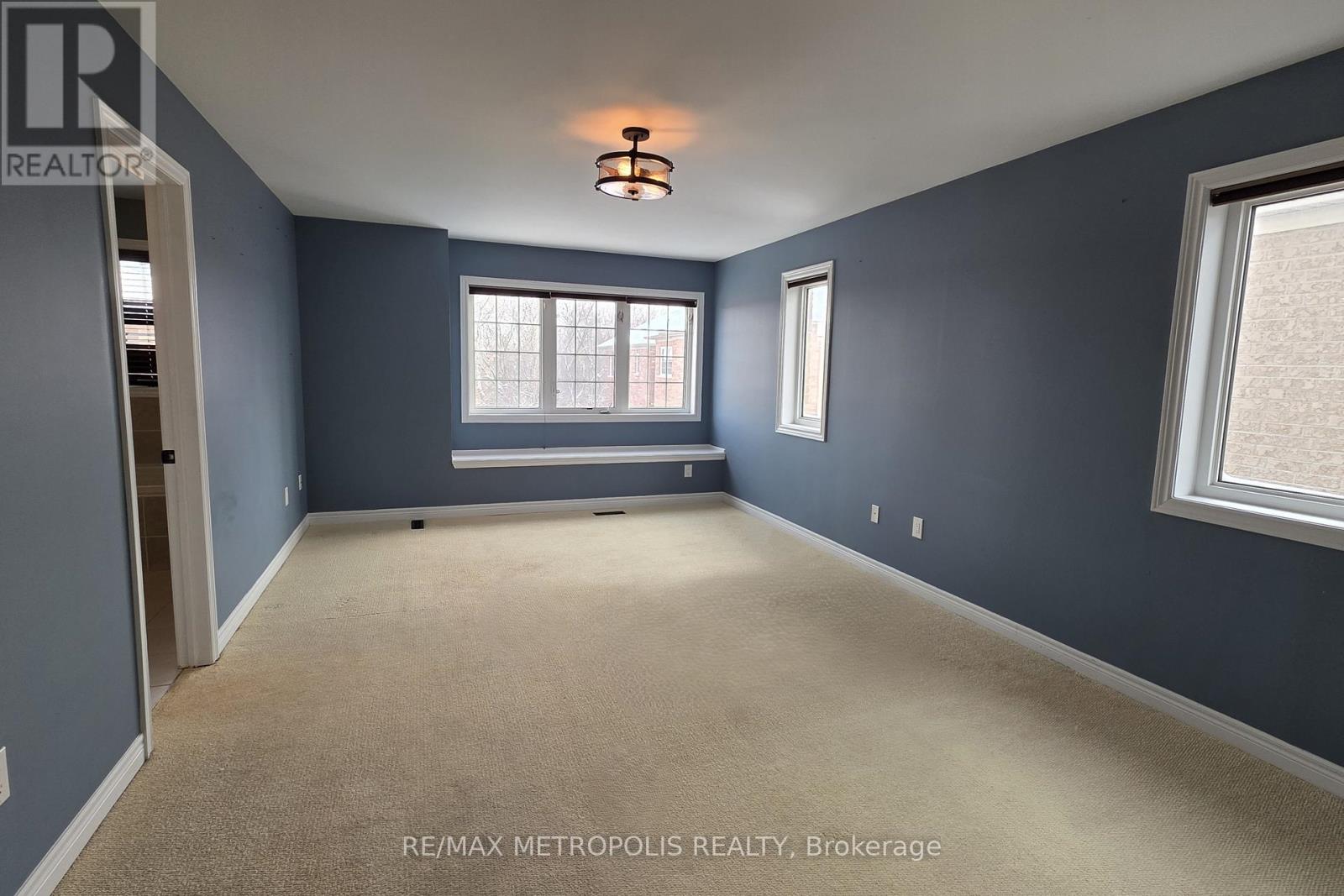 9 Samba Street, Richmond Hill, Ontario  L4E 0Z8 - Photo 9 - N12773744