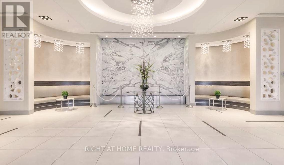 1001 - 85 North Park Road, Vaughan, Ontario  L4J 0H9 - Photo 2 - N12773792