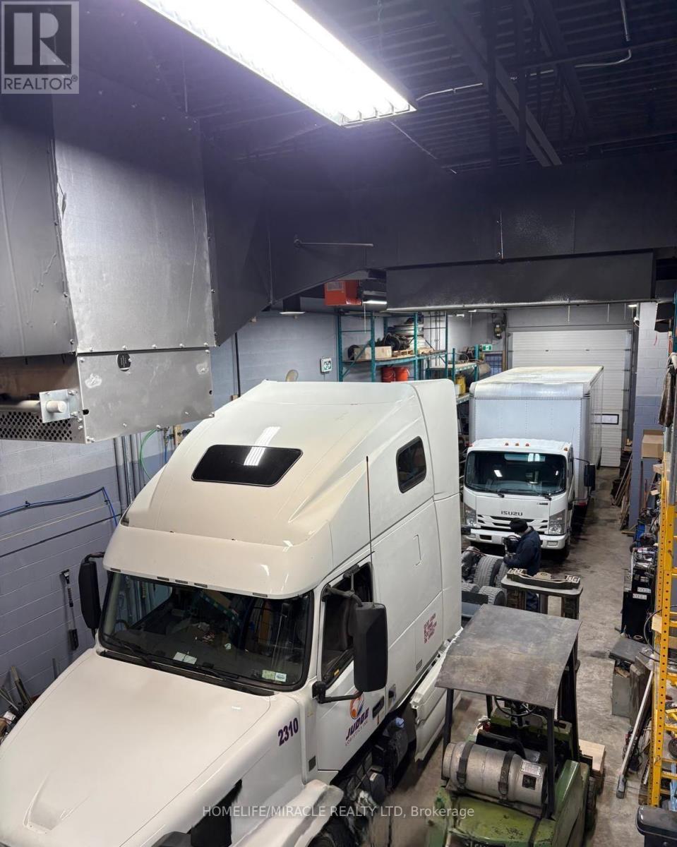 14 - 5775 Atlantic Drive N, Mississauga, Ontario  L4W 4P3 - Photo 17 - W12773758