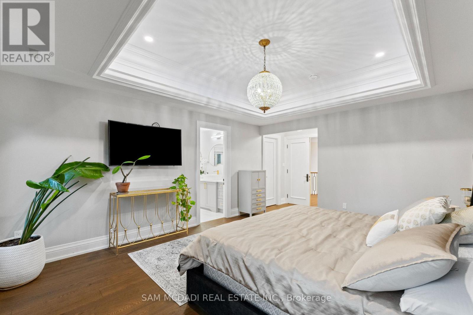 72 Oakes Drive, Mississauga, Ontario  L5G 3M1 - Photo 20 - W12773768