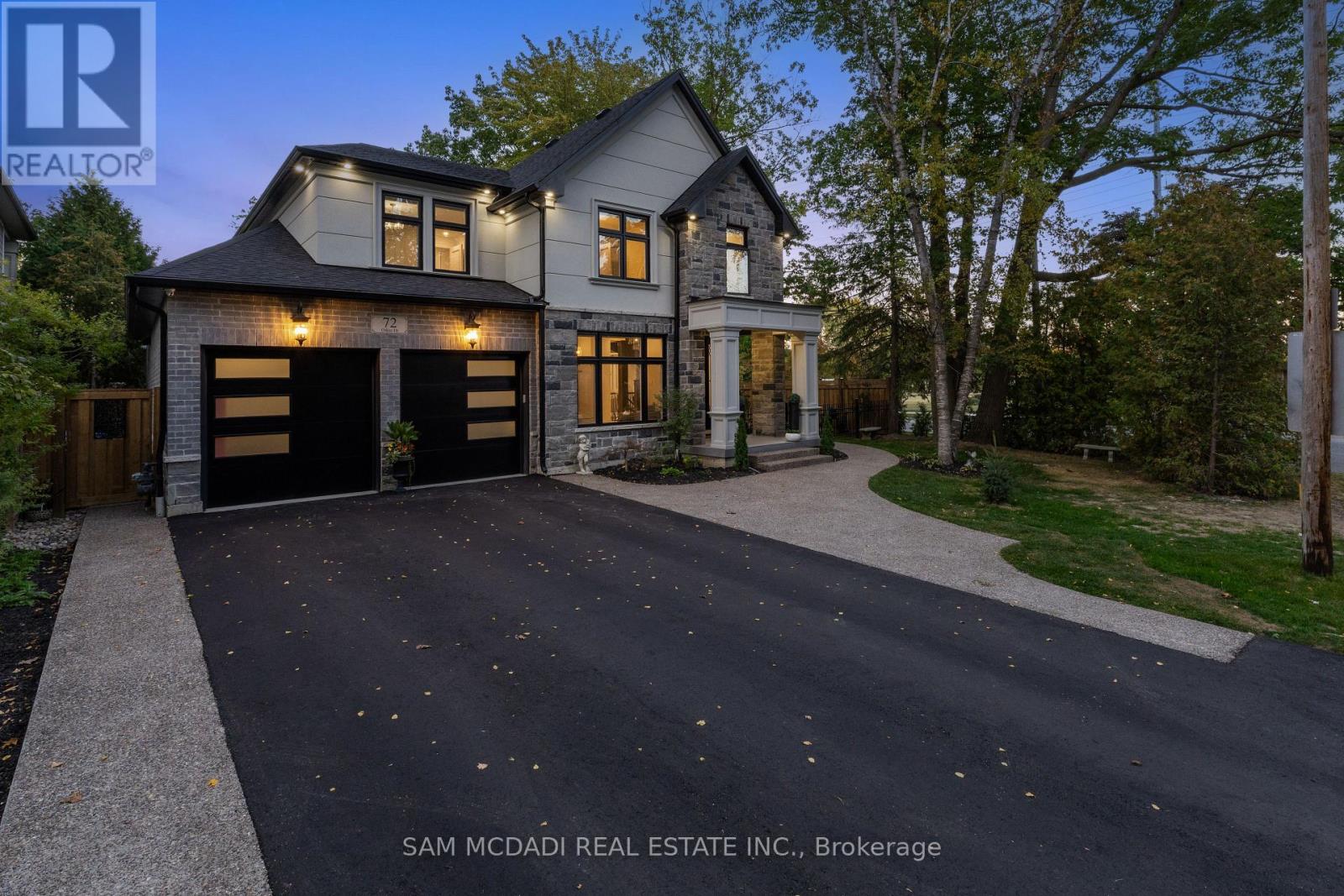 72 Oakes Drive, Mississauga, Ontario  L5G 3M1 - Photo 49 - W12773768