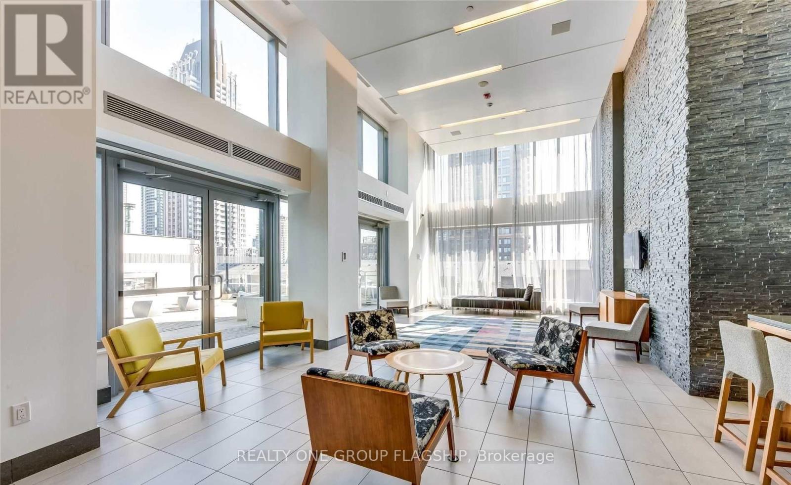 711 - 365 Prince Of Wales Drive, Mississauga, Ontario  L5B 0G6 - Photo 18 - W12773794