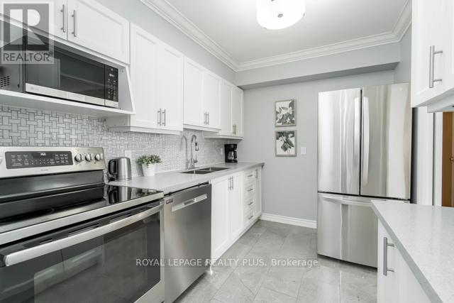 1709 - 1580 Mississauga Valley Boulevard, Mississauga, Ontario  L5A 3T8 - Photo 10 - W12773810