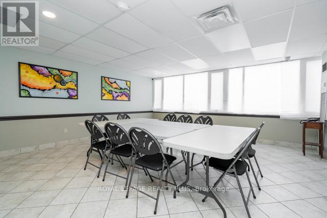 1709 - 1580 Mississauga Valley Boulevard, Mississauga, Ontario  L5A 3T8 - Photo 25 - W12773810